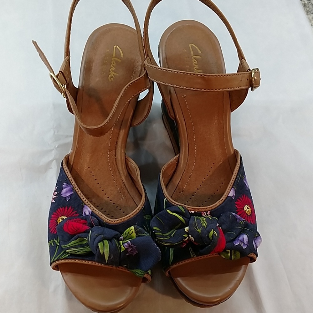 Clark's Artisan sandals